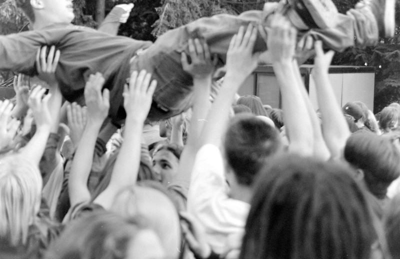 les deux cadeaux crowsurfing