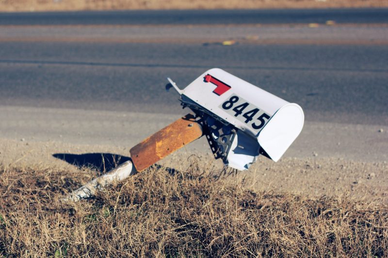 Sévices postaux mésadaptés